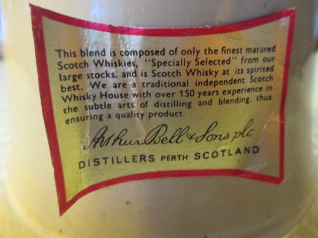 《和》古酒　未開栓　BELLS ベルズ Blended Scotch Whisky スコッチウイスキー ベル型 陶器ボトル 750_画像8