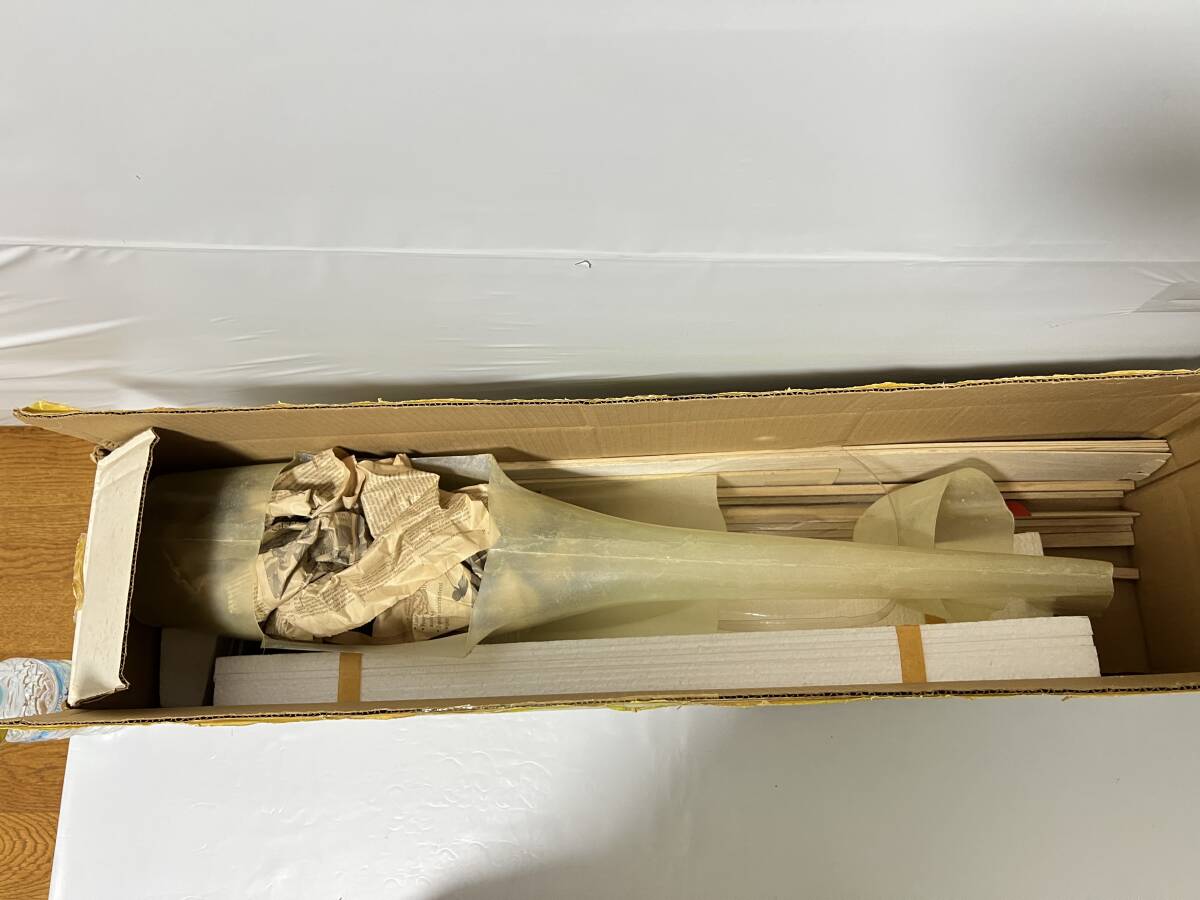 C-FWNT DA20 飛行機 模型 未組立 現状品 詳細不明 閉店品 店舗 C-FWNT DA20 飛行機 模型 未組立 現状品 詳細不明 閉店品 店舗