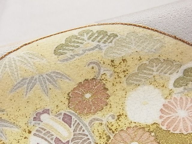 平和屋川間店■訪問着　駒刺繍　遠山草花文　宝尽くし　暈し染め　着丈160cm　裄丈64.5cm　正絹　逸品　A-wj4095_画像6