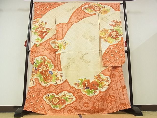 平和屋-こころ店■豪華振袖　駒刺繍　絞り　雲取り花文　金彩　着丈163.5cm　裄丈64cm　正絹　逸品　B-zg8732_画像1