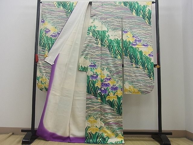 平和屋川間店■豪華振袖　駒刺繍　杜若　金彩　鈴乃屋扱い　逸品　n-sg1545_画像2