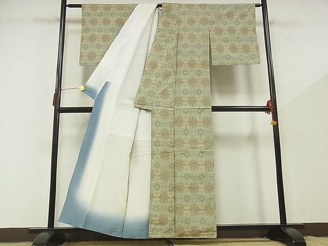 平和屋-こころ店■本場大島紬　7マルキ　草花文　着丈156.5cm　裄丈63cm　正絹　逸品　B-zg8692_画像2