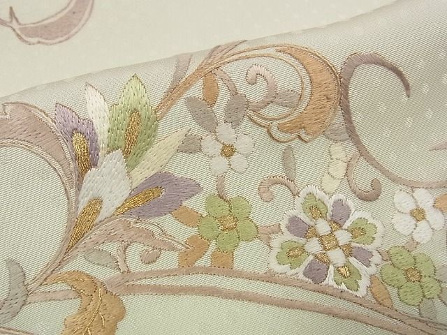 平和屋1●極上　訪問着　総刺繍　花唐草文　暈し染め　金糸　逸品　未使用s7843_画像7