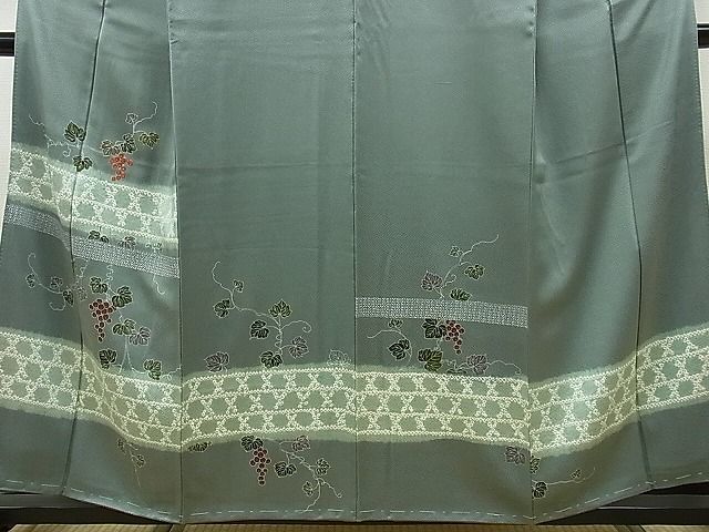 平和屋-こころ店◆訪問着　絞り　刺繍　葡萄唐草　金糸　着丈cm154.5　裄丈64cm　正絹　逸品　未使用　mop2553_画像4