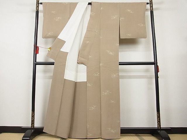 平和屋-こころ店■上質な小紋　若松葉　着丈160.5cm　裄丈64.5cm　正絹　逸品　A-br7663_画像2