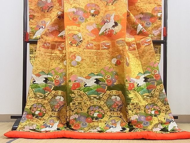 平和屋野田店■和装　婚礼　結婚式　花嫁　神社挙式　色打掛　唐織　七宝飛鶴牡丹花文　暈し染め　金糸　逸品　n-yc4902_画像4