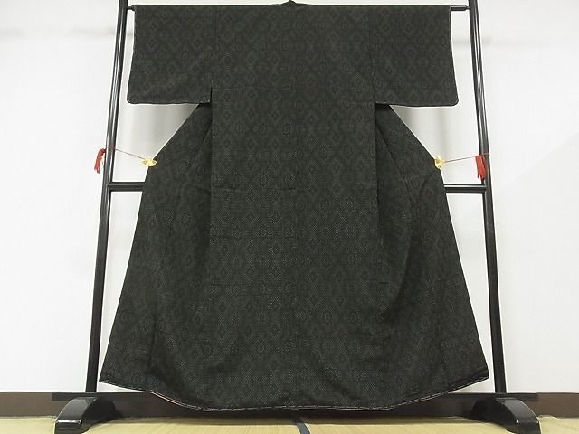 平和屋-こころ店■上質な小紋　菱文　黒地　着丈156.5cm　裄丈63cm　正絹　逸品　未使用　B-zg8797_画像1