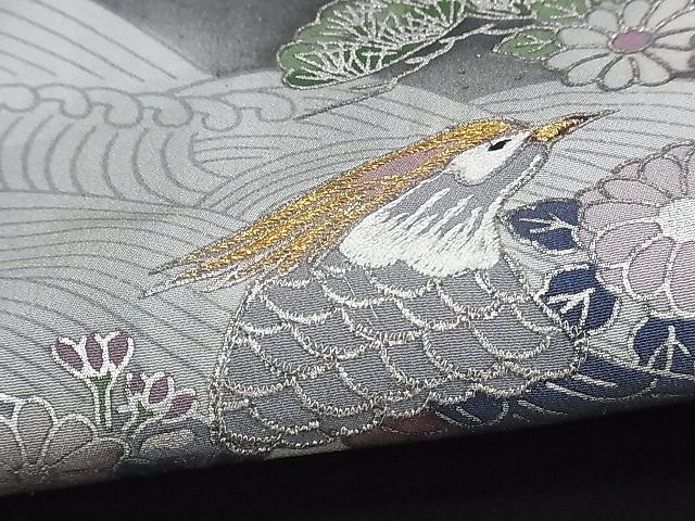 平和屋川間店■豪華黒留袖　刺繍　尾長鶏道長花文　銀彩　逸品　ng2716_画像6