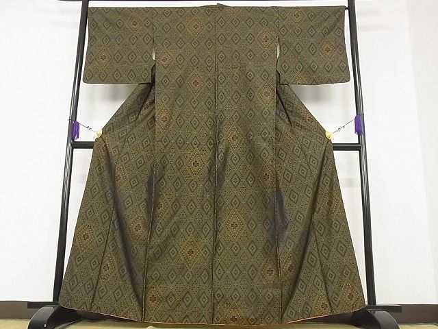 平和屋川間店■本場大島紬 花菱文 着丈162cm 裄丈66.5cm 正絹 逸品 B-ey4809の画像1