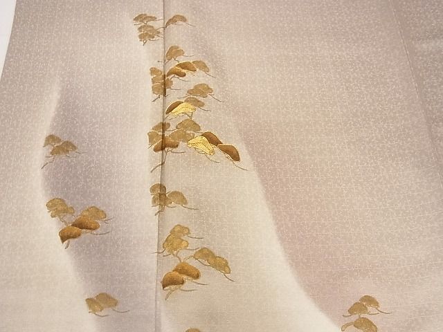 平和屋川間店■訪問着　駒刺繍　松文　暈し染め　金彩　着丈155.5cm　裄丈62.5cm　正絹　逸品　A-wj5129_画像4