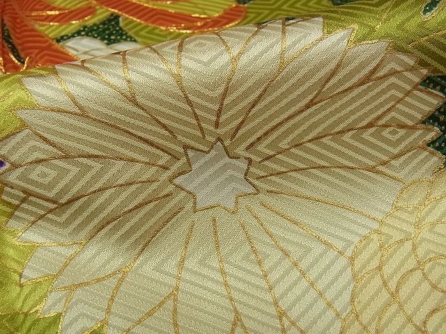 平和屋-こころ店■豪華振袖　駒刺繍　草花文　乱菊　暈し染め　金彩　着丈159.5cm　裄丈63.5cm　正絹　逸品　B-zg8902_画像6