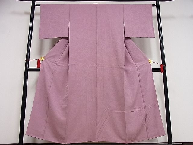 平和屋-こころ店■上質な色無地　草花地紋　梅鼠色　着丈148cm　裄丈62cm　正絹　逸品　1B-ph0563_画像1