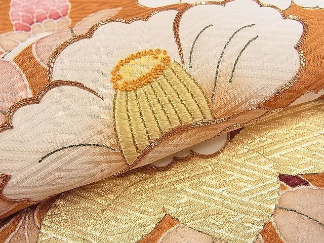 平和屋川間店■豪華色留袖 駒刺繍 相良刺繍 枝椿 金彩 逸品 an3256の画像5