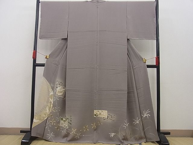 平和屋川間店■豪華色留袖　飛鶴吉祥花文　暈し染め　金彩　逸品　未使用　n-sg1204_画像1