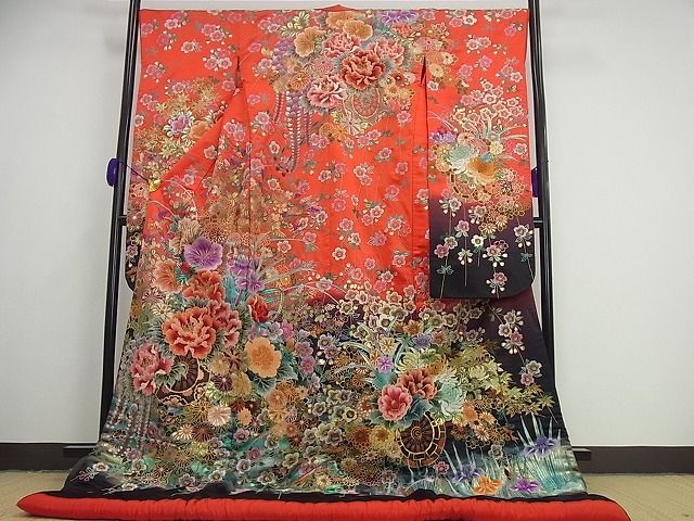 平和屋1●極上　振袖　色打掛　総相良刺繍　駒刺繍　花車　和装　婚礼　結婚式　花嫁　神社挙式　黒地 逸品3s4768_画像1