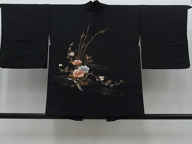 平和屋野田店■羽織　霞枝花文　黒地　金銀彩　逸品　n-sa1349_画像2