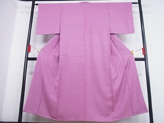 平和屋川間店■上質な色無地　箔散らし文様　梅鼠色　着丈147cm　裄丈60.5cm　正絹　逸品　B-fe6078_画像2