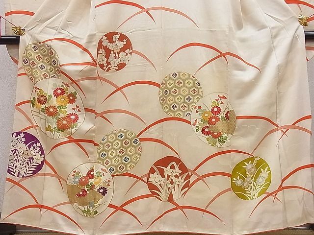 平和屋野田店■豪華振袖 駒刺繍 芝草吉祥花丸文 金彩 逸品 n-hj8667の画像3