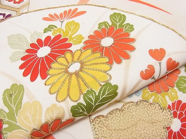 平和屋野田店■豪華振袖 駒刺繍 芝草吉祥花丸文 金彩 逸品 n-hj8667の画像7