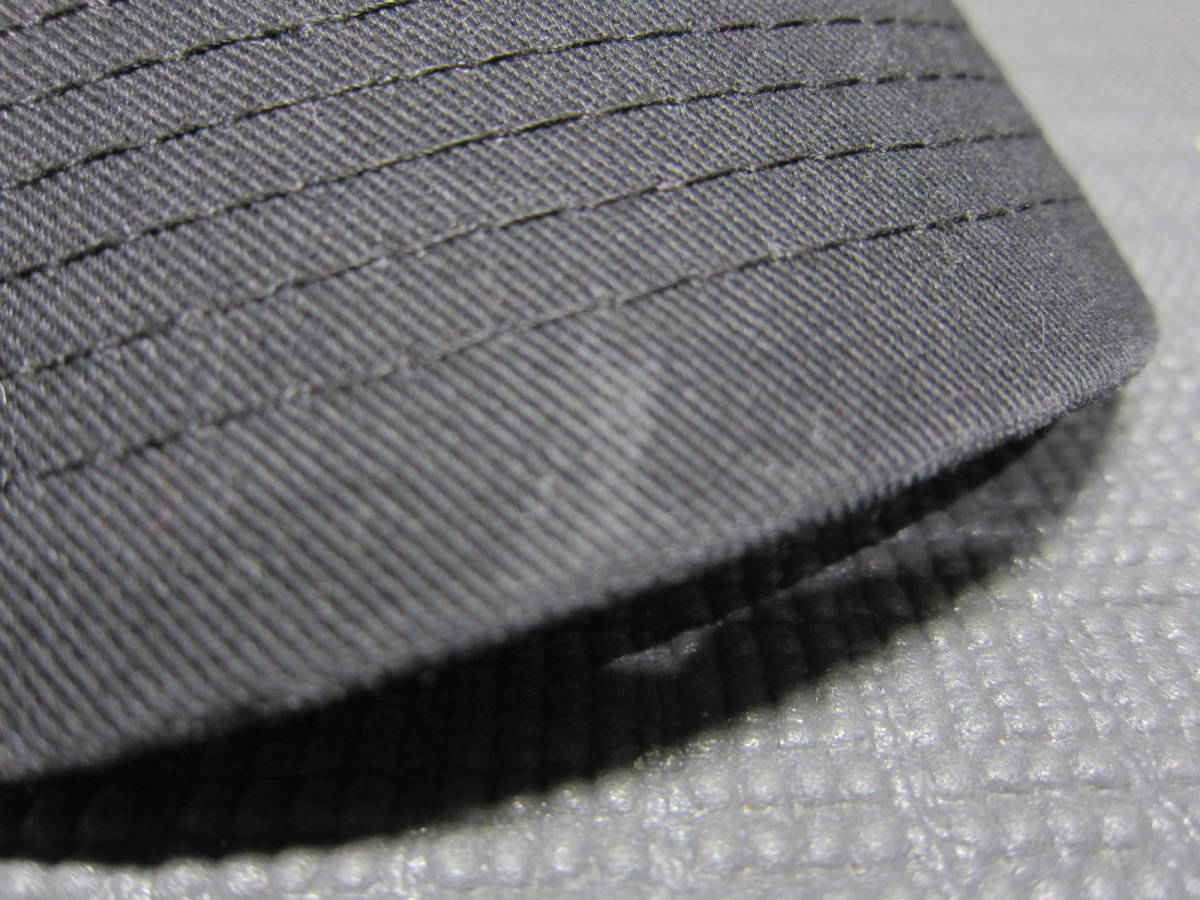 NEW ERA ニューエラ　メッシュキャップ　帽子　黒×白　フリーサイズ　スナップバック　S2402C③_若干変色しています