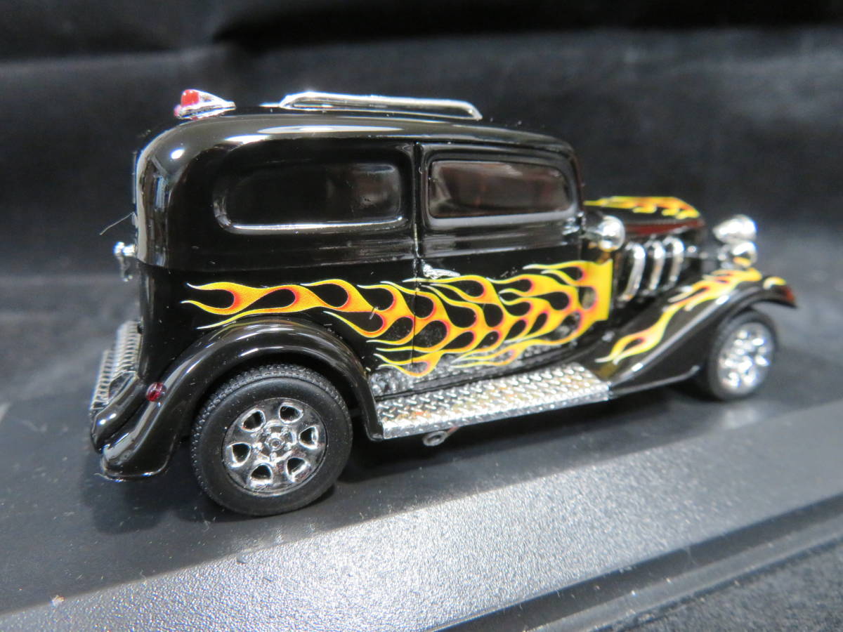 1/43　アメリカン　ホットロッド　Black w/ flames_画像4