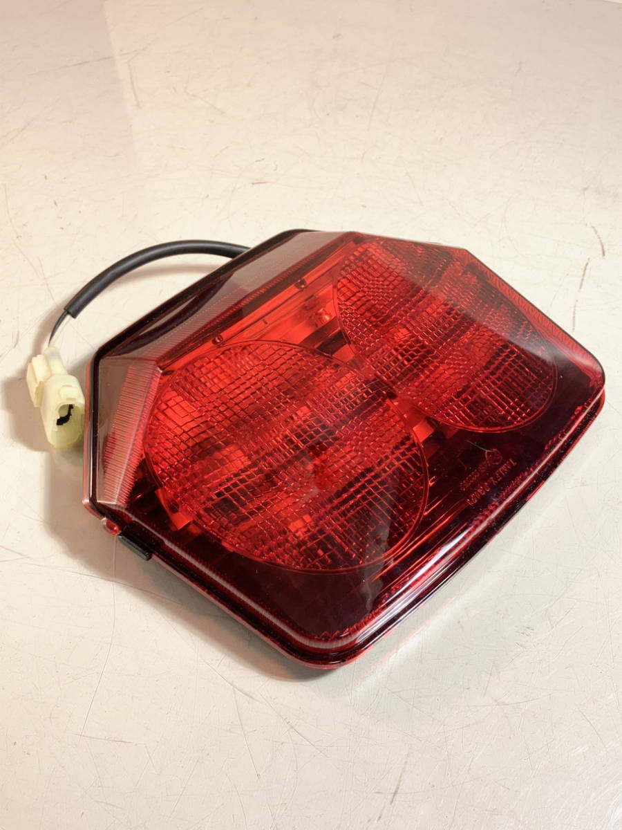 CB400SF VTEC 3 NC39 社外 LED テールライト assy 赤 CB400SF VTEC 3 NC39 社外 LED テールライト assy 赤