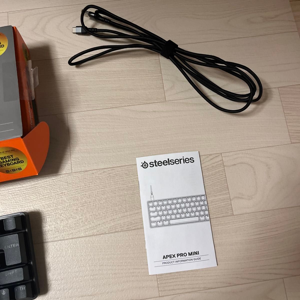 ゲーミングキーボード APEXpromini ほぼ使っていないです 値下げ ゲーミングキーボード APEXpromini ほぼ使っていないです 値下げ