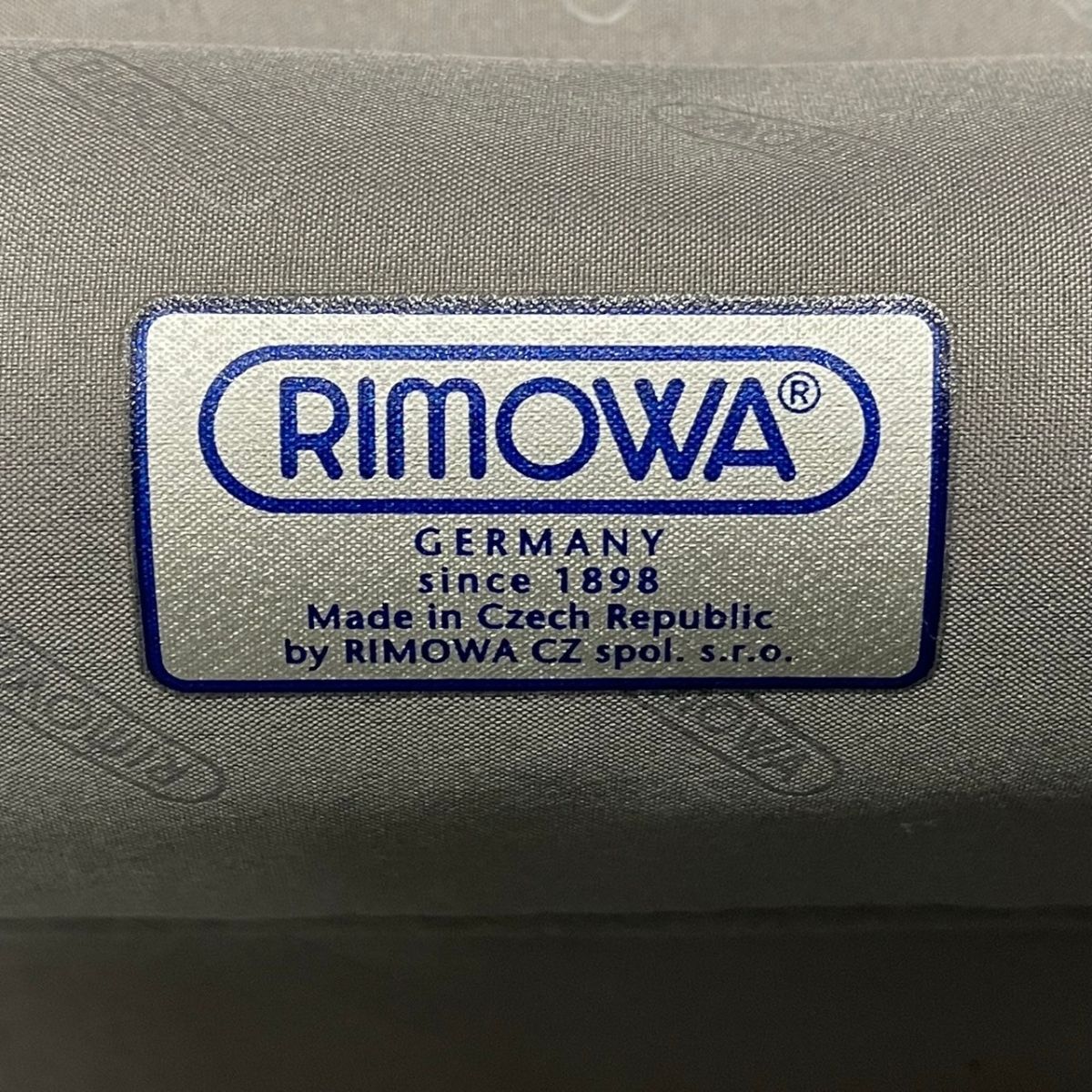 S811-O44-845 RIMOWA リモワ キャリーバッグ レッド スーツケース 約高さ55×幅39×マチ19cm ③_画像9