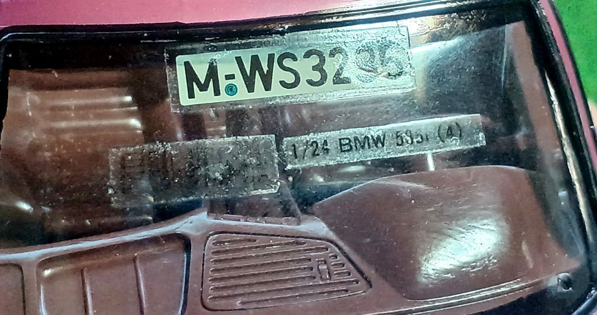 1/24 BMW 535i オープン 完成品 ジャック_画像6