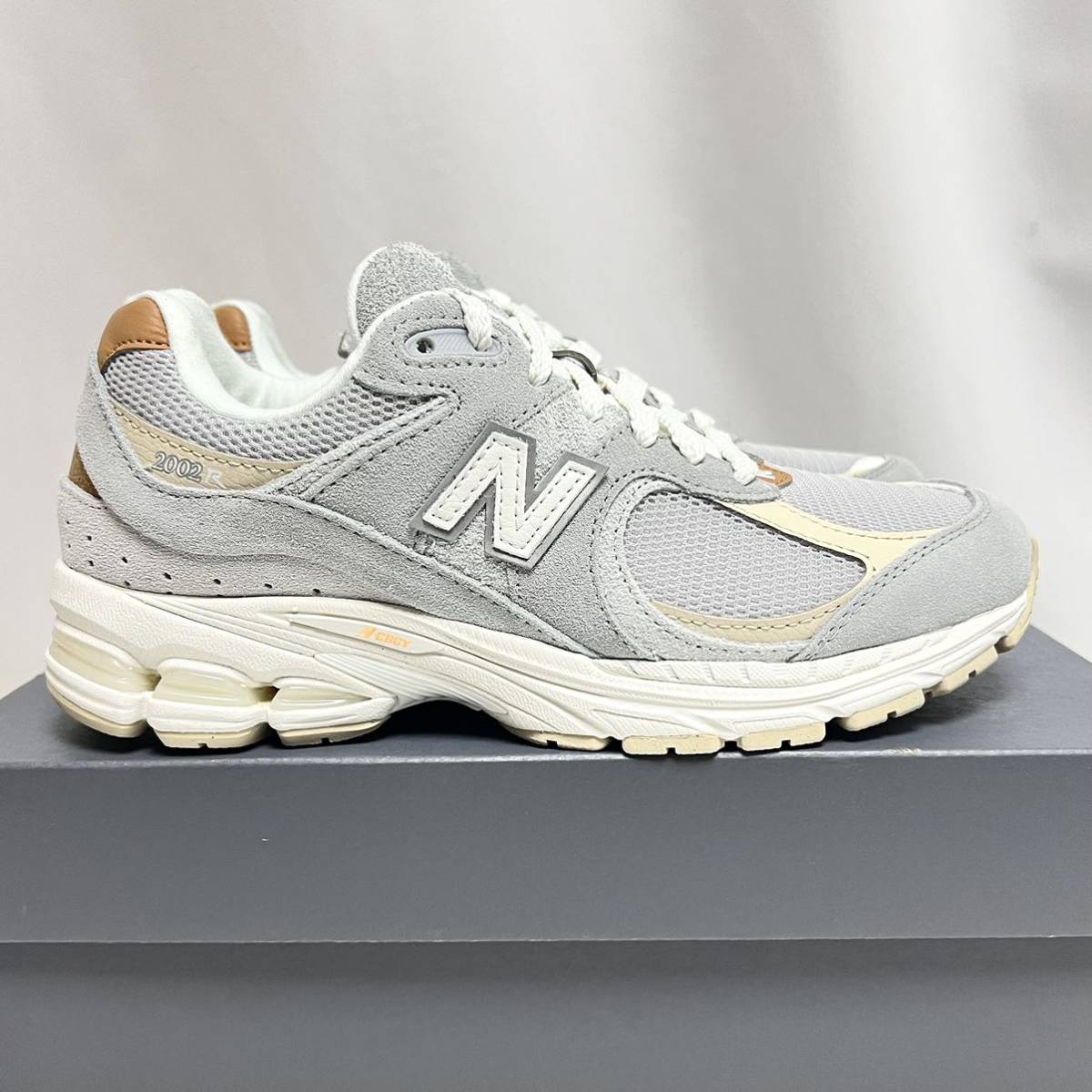 23cm 新品 ニューバランス 2002R グレー NEWBALANCE 2002 M2002R
