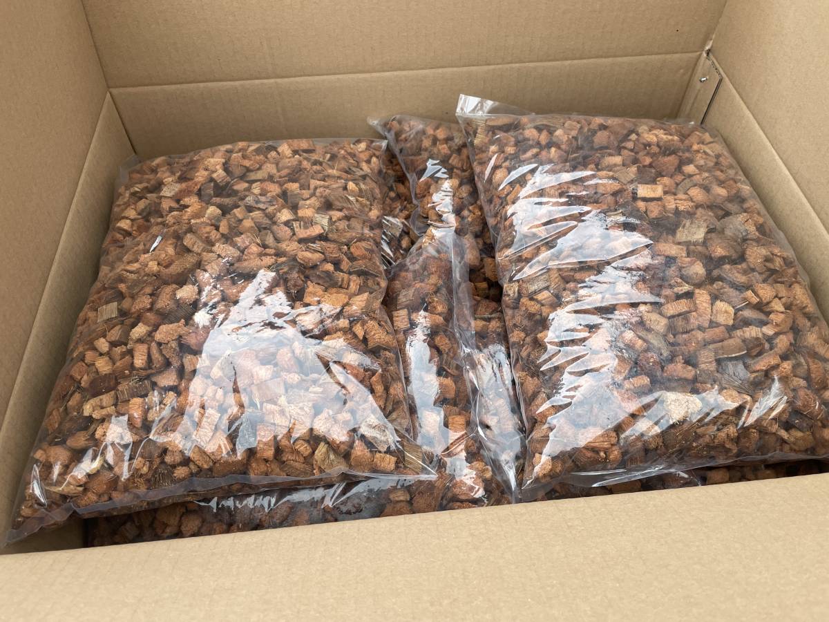 ヤシガラ ハスクチップ 5L × 20袋 セット 全部で100L 床材 爬虫類 トカゲ リクガメ その4