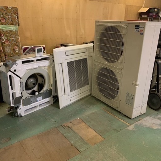 32500円 2019年7月製造 三菱電機 PUZ-ERMP140LA8 店舗 床置形 32500円 2019年7月製造 三菱電機 PUZ-ERMP140LA8 店舗 床置形