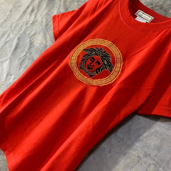 GIANNI VERSACE ジャンニ ヴェルサーチ レディース 半袖 Tシャツ 赤 メデューサ 刺繍 新品タグ付き DB041_画像3