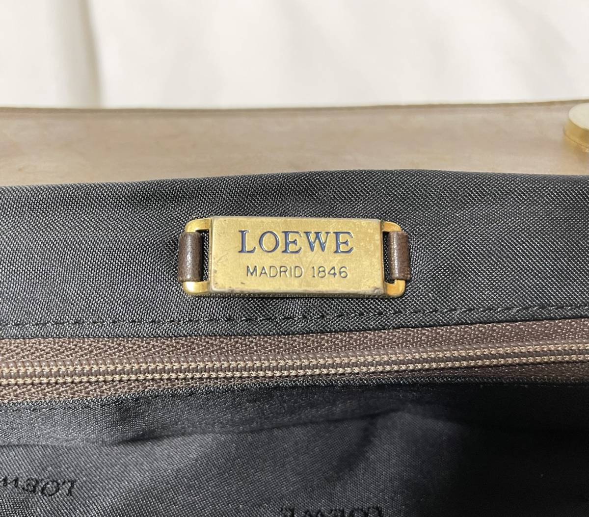 ヴィンテージ　LOEWE ロエベ アナグラム レザー クラッチバッグ セカンドバッグ メンズ レディース　_画像6