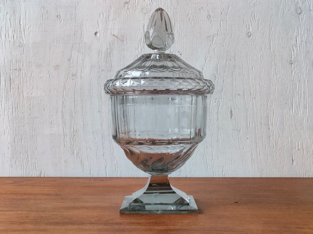 気泡入り◎ 古い クリスタルガラス アンティーク キャニスター キャンディポット ガラスポット 蓋付き 保存瓶