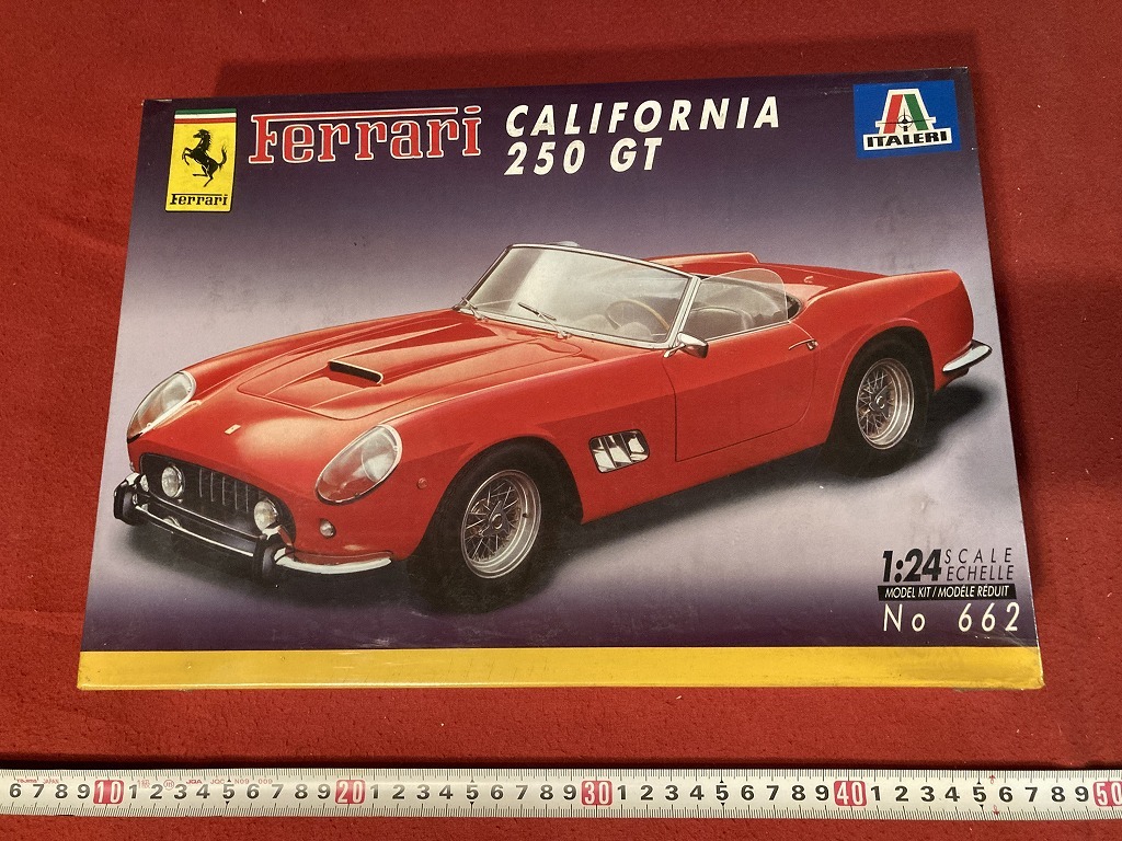 イタレリ 1/24 フェラーリ カリフォルニア 250 GT NO.662 未開封長期保管品 / FERRARI ITALERI CALIFORNIA_画像1