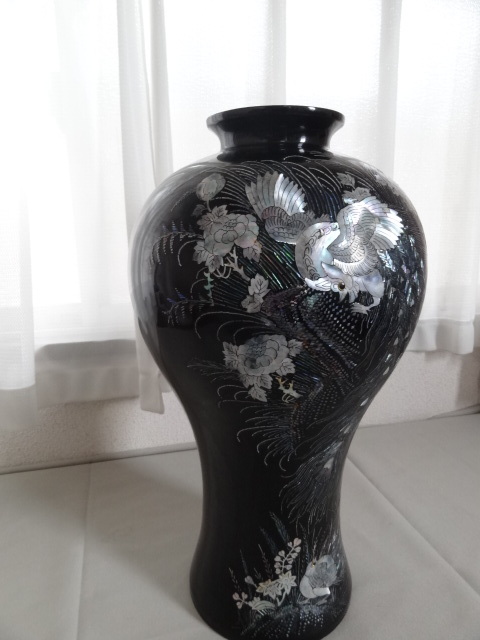 ●螺鈿細工 花瓶 花器 飾壺 飾り壺 黒漆 工芸品 美術品 アンティーク レトロ USED●_画像1