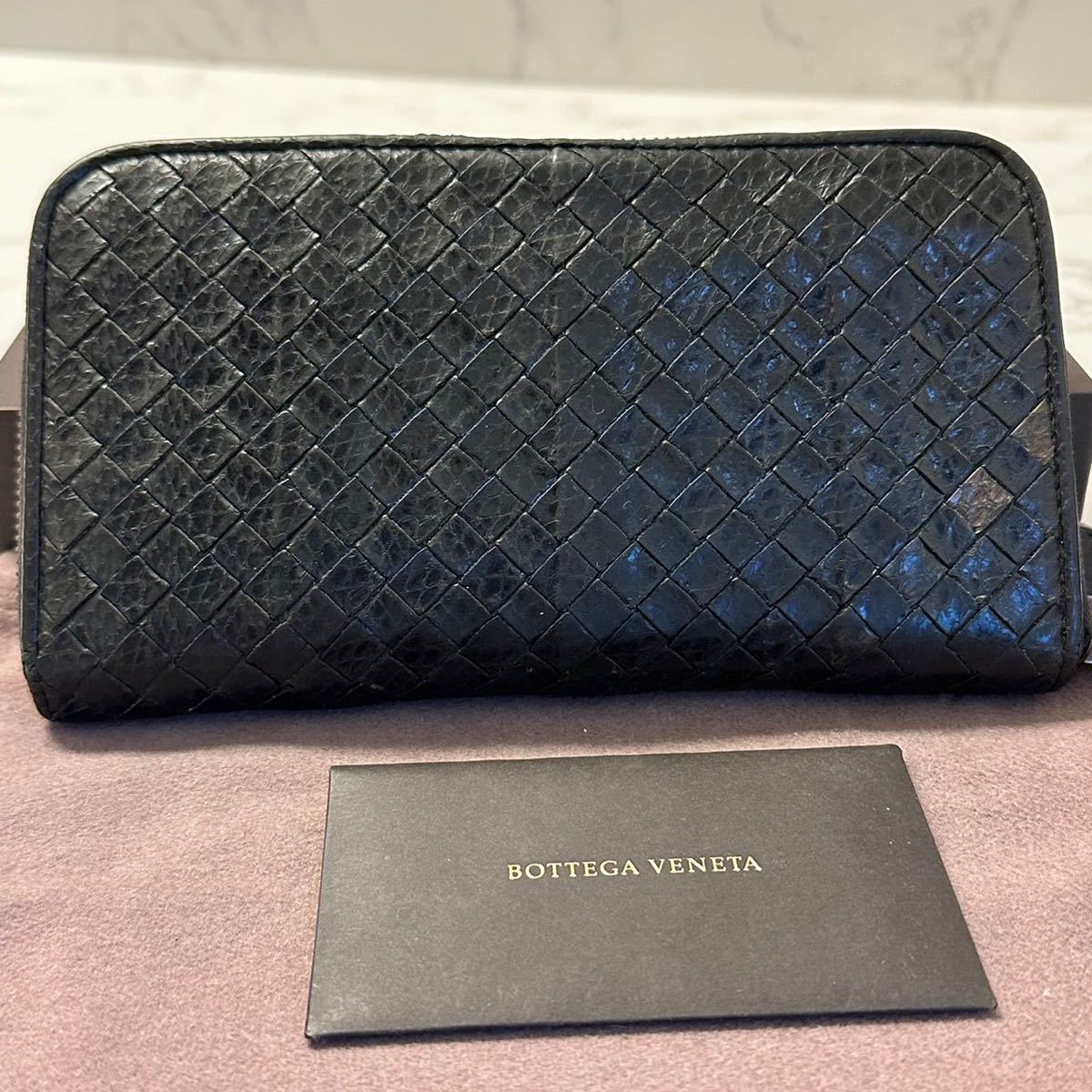 超希少　ボッテガヴェネタ　BOTTEGAVENETA 財布　長財布　パイソン　イントレチャート　ラウンドファスナー　メンズ_画像1