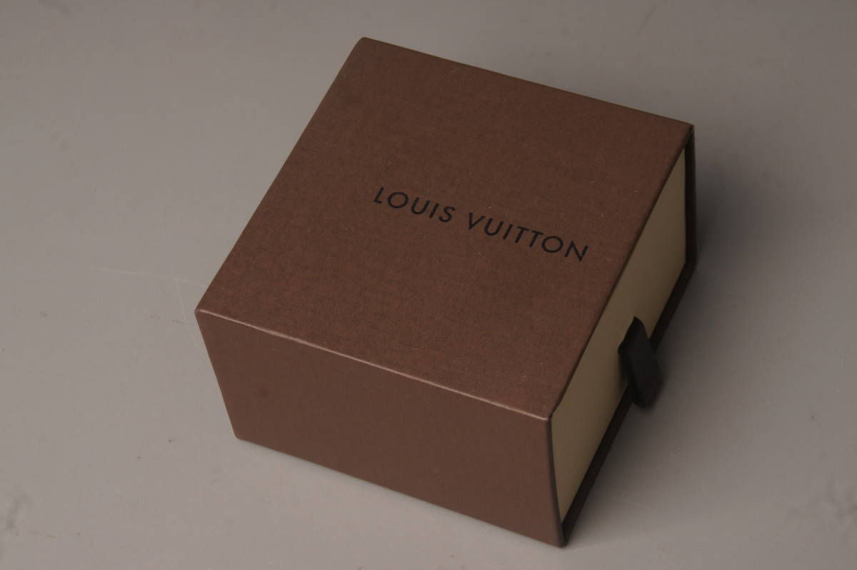 試着のみ　ルイヴィトン　モノグラム　猫の首輪　Louis Vuitton_画像6