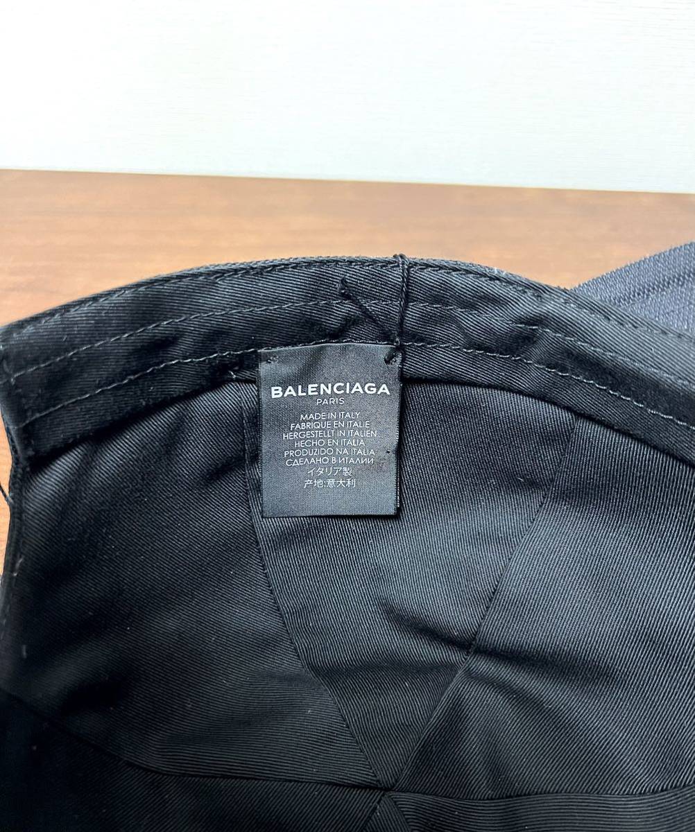 未使用タグ・ロゴ入り袋付き BALENCIAGA マルチ ロゴ入り キャップ サイズ59_画像4