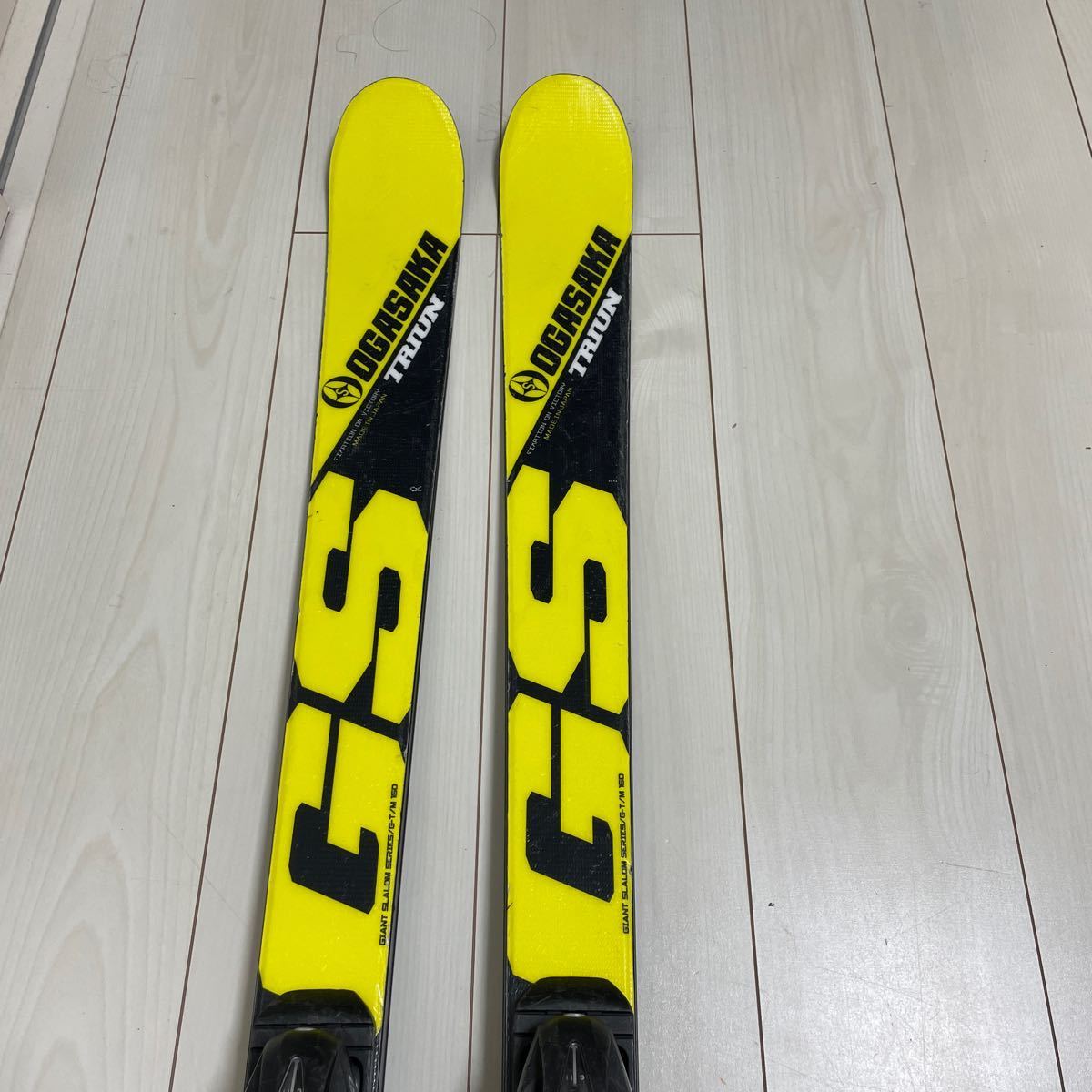 スキー板 オガサカ TRIUN ジュニア 160cm|Yahoo!フリマ(旧 スキー板 オガサカ TRIUN ジュニア 160cm|Yahoo!フリマ(旧