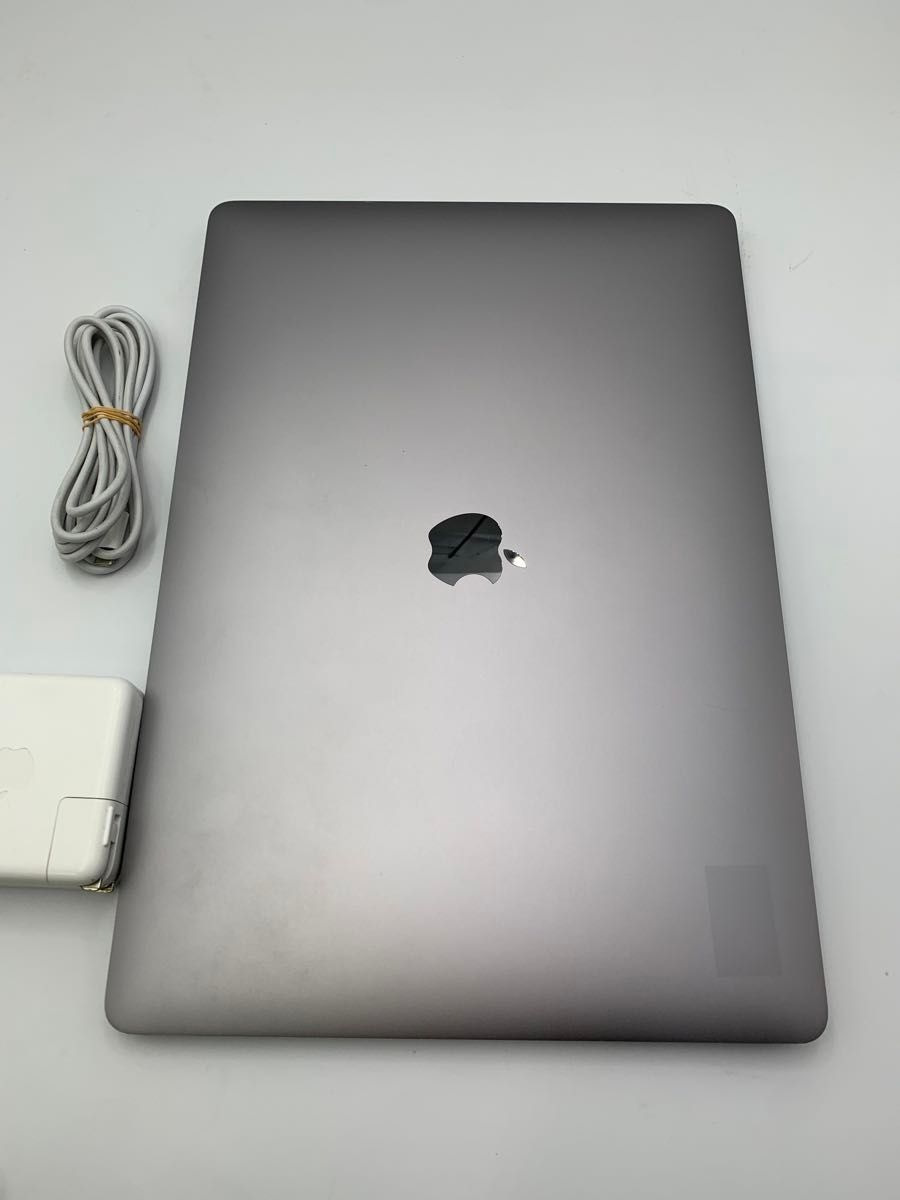 Apple MacBook Pro 2019 A1990 Core i7 2.6GHz/16GB/256GB(SSD)/15.4W