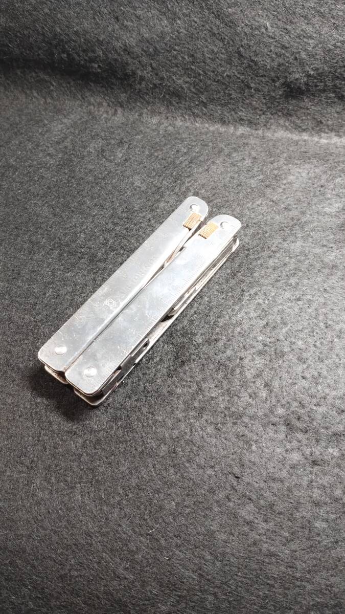 ●VICTORINOX ビクトリノックス スイスツール マルチツールの画像2