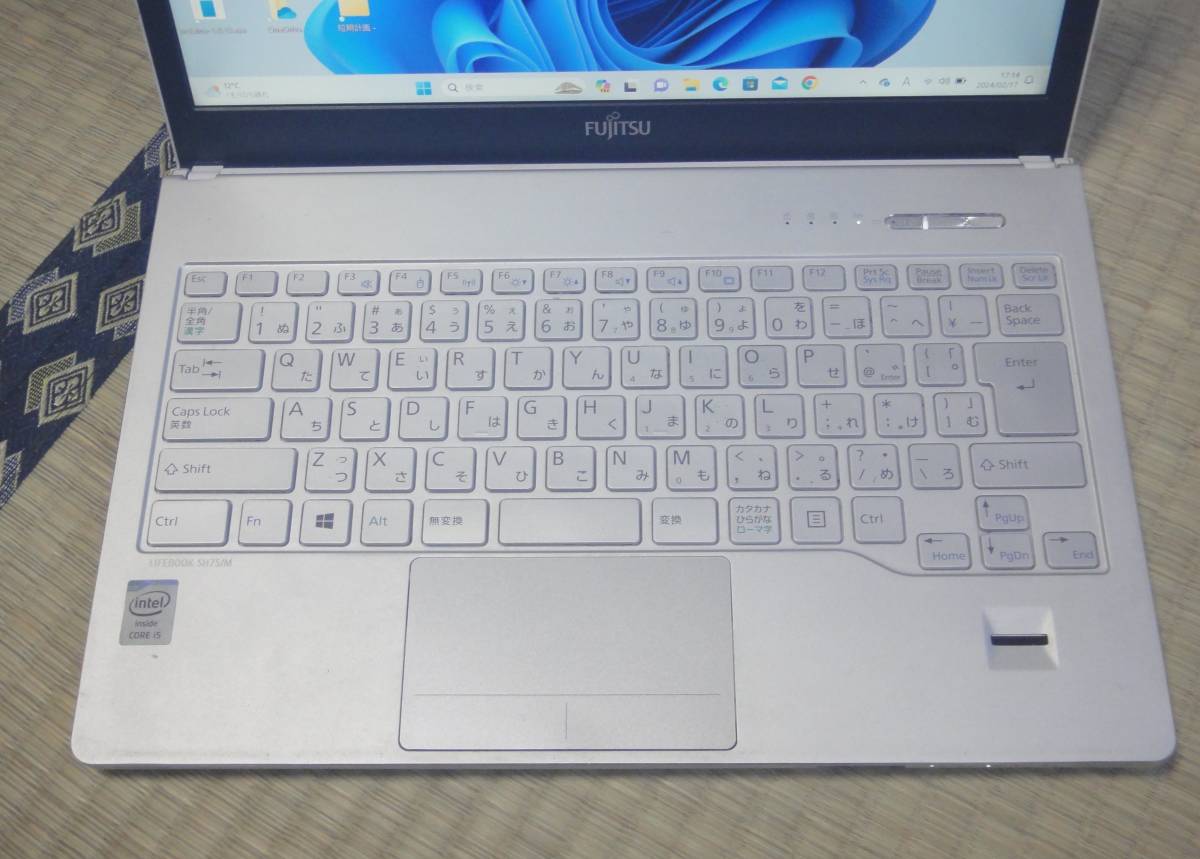 Yahoo!オークション - FUJITSU LIFEBOOK SH75/M Windows11