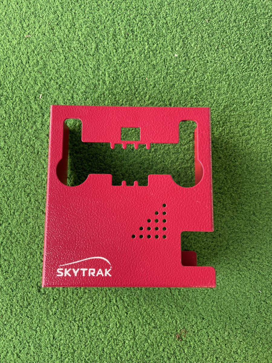 ●超美品●SKY TRAK スカイトラック モバイル版●弾 道測定器●本体・プロテクター（赤）箱付き_画像3