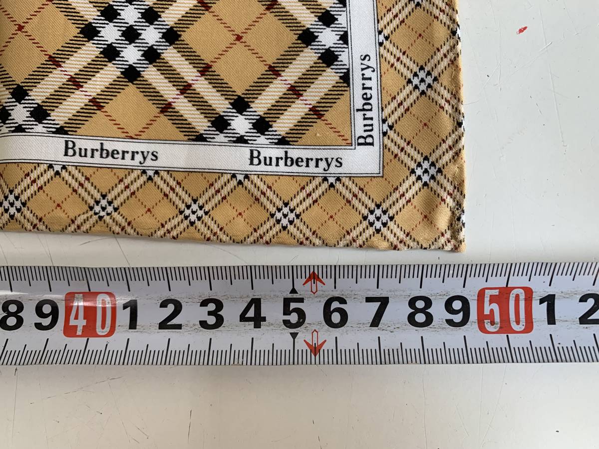 Ku301◆BURBERRY バーバリー◆ハンカチ スカーフ 50cm×50cm ノバチェック柄 レディース ファッション 送料185円 _画像5