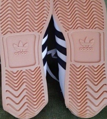 【新品未使用】adidas  カントリー スニーカー 25cm 