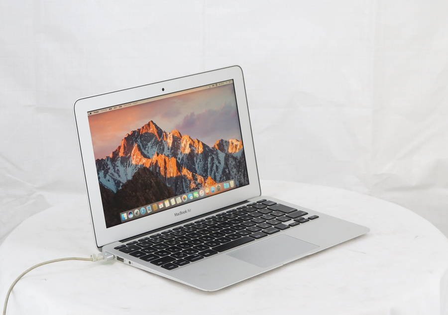 Apple MacBook Air Mid2013 A1465 macOS　Core i5 1.30GHz 8GB 128GB(SSD)■1週間保証_画像2
