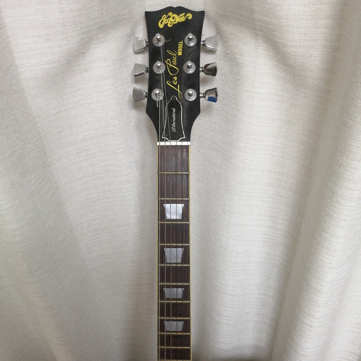 通電確認済 Joodee ジョーディー les paul model レスポール standard スタンダード　モデルエレキギター ジャンク品 ハードケース 22105w_画像3