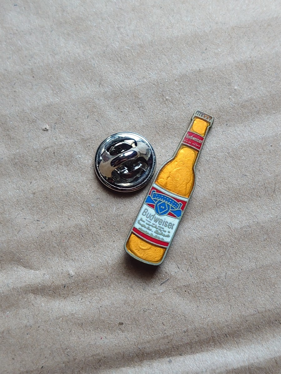 【匿名送ヤマト便】バドワイザー Budweiser ビール アルコール 酒 ピンバッジ ピンズ ピンバッチ グッズ BAR レア バーテンダー pins_画像1